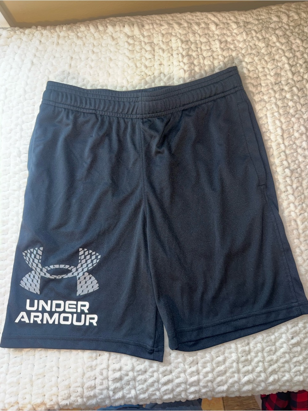 Under Armour boys Black Athletic Shorts